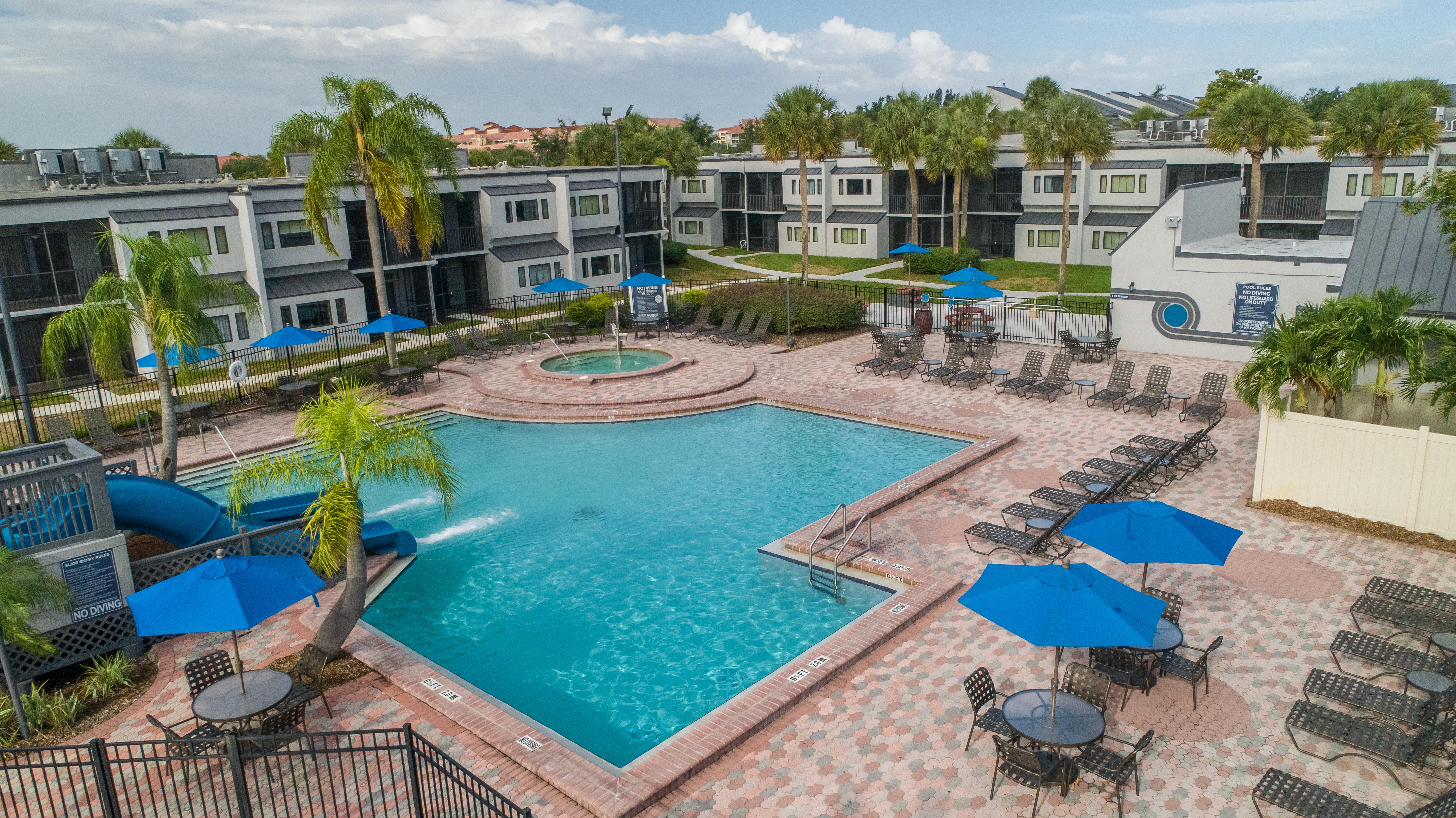 Orbit One Vacation Villas Селебрейшн Экстерьер фото